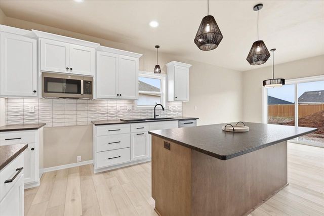 1280 AUTUMN FIELD LANE, De Pere, WI 54115