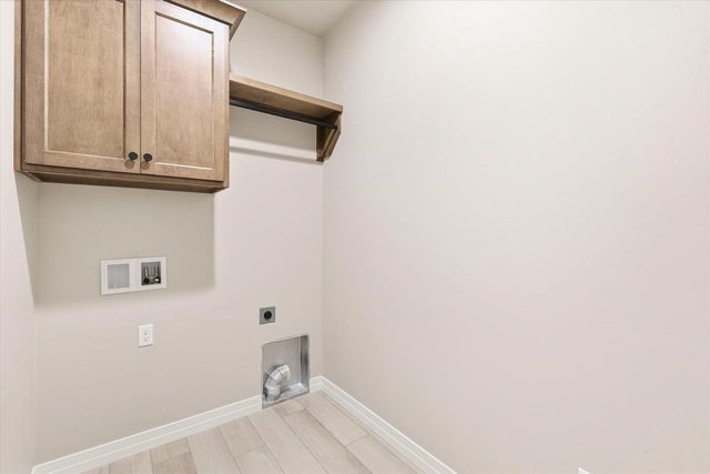 1280 AUTUMN FIELD LANE, De Pere, WI 54115