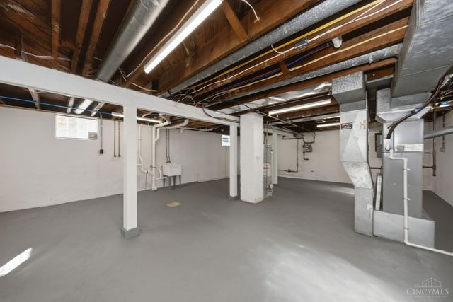 6905 Palmetto Street, Cincinnati, OH 45227