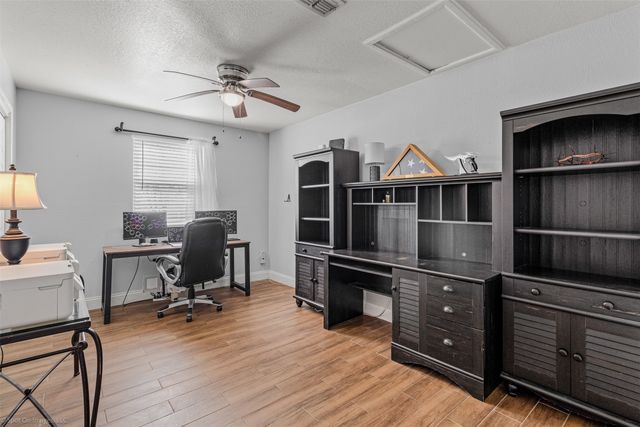 868 Briggs Boulevard, East Tawakoni, TX 75472