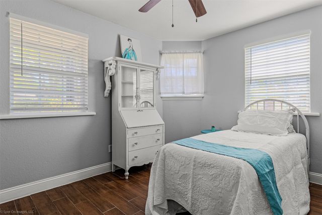 868 Briggs Boulevard, East Tawakoni, TX 75472