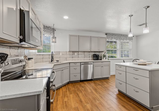 868 Briggs Boulevard, East Tawakoni, TX 75472