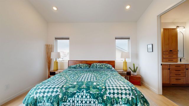 2513 15th Street NW, Minot, ND 58703