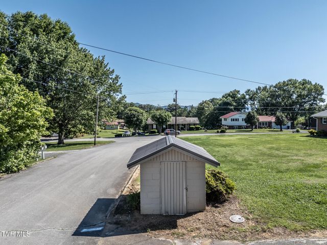 970 Sioux Trail, Greeneville, TN 37743