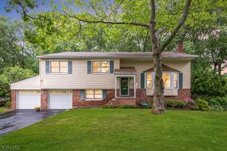 60 Elm St, New Providence Boro, NJ 07974