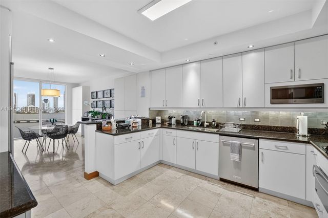 3201 NE 183rd St 906, Aventura, FL 33160