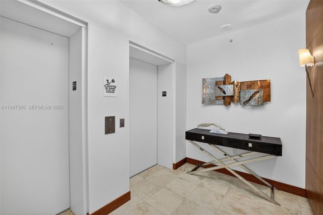 3201 NE 183rd St 906, Aventura, FL 33160