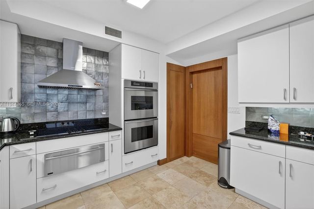 3201 NE 183rd St 906, Aventura, FL 33160