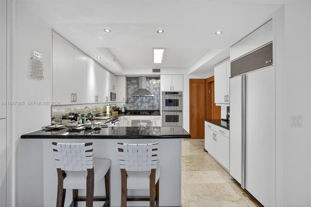 3201 NE 183rd St 906, Aventura, FL 33160