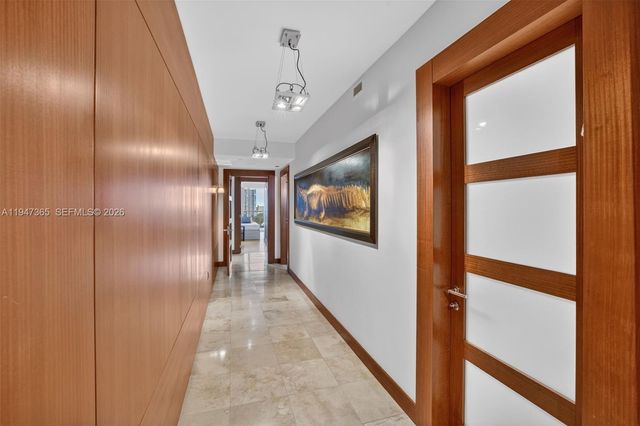 3201 NE 183rd St 906, Aventura, FL 33160