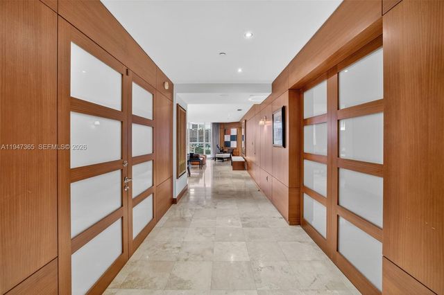 3201 NE 183rd St 906, Aventura, FL 33160