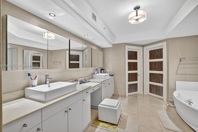 3201 NE 183rd St 906, Aventura, FL 33160