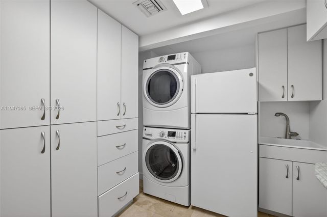 3201 NE 183rd St 906, Aventura, FL 33160