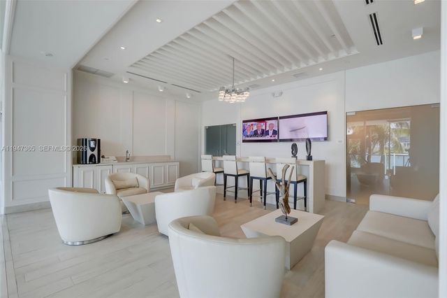 3201 NE 183rd St 906, Aventura, FL 33160