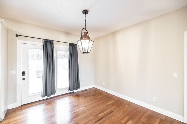 525 Bridle Path Ln, Hartsville, TN 37074