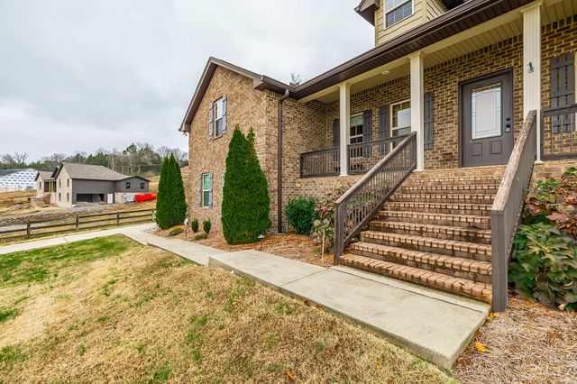 525 Bridle Path Ln, Hartsville, TN 37074