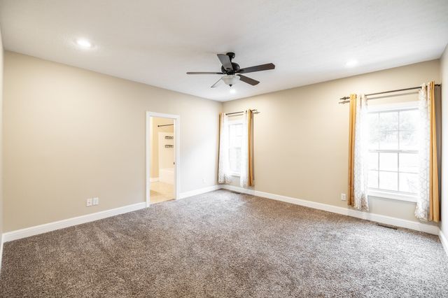 525 Bridle Path Ln, Hartsville, TN 37074