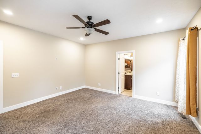 525 Bridle Path Ln, Hartsville, TN 37074