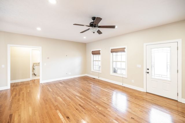 525 Bridle Path Ln, Hartsville, TN 37074