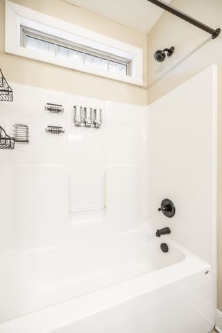 525 Bridle Path Ln, Hartsville, TN 37074