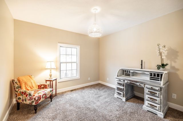 525 Bridle Path Ln, Hartsville, TN 37074