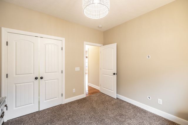 525 Bridle Path Ln, Hartsville, TN 37074