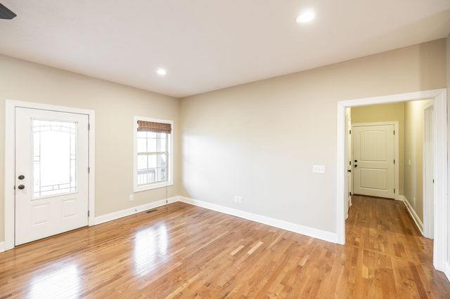 525 Bridle Path Ln, Hartsville, TN 37074