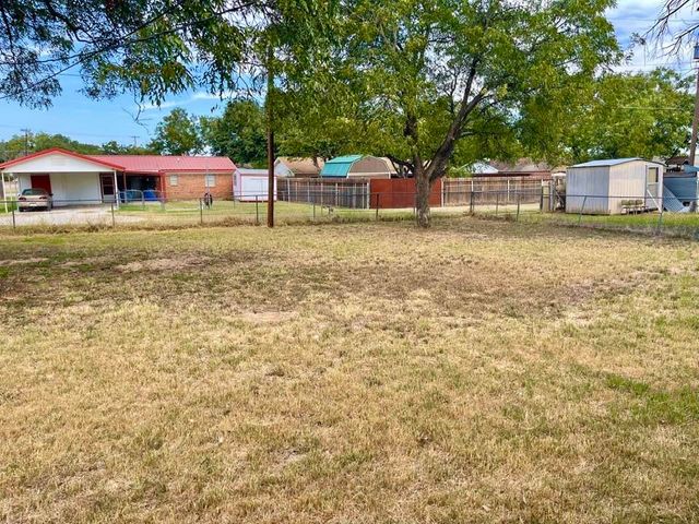 1310 W 12th Street, Cisco, TX 76437