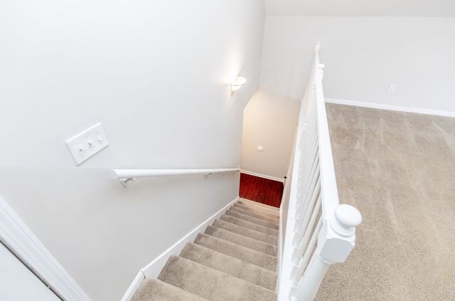 443 Clearview Rd, Cottontown, TN 37048