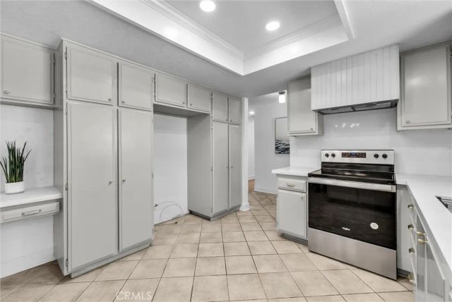 30010 Gulf Stream, Canyon Lake, CA 92587
