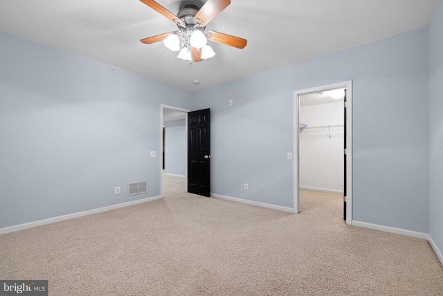 9 HEMPSTEAD DR, Newark, DE 19702