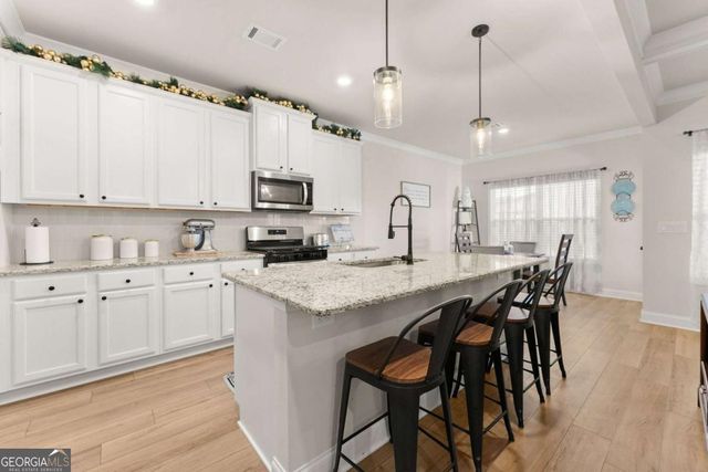 185 Auburn Crossing Drive, Auburn, GA 30011