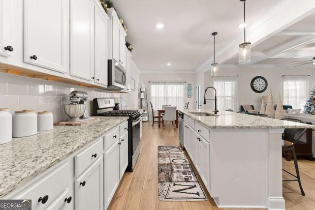 185 Auburn Crossing Drive, Auburn, GA 30011