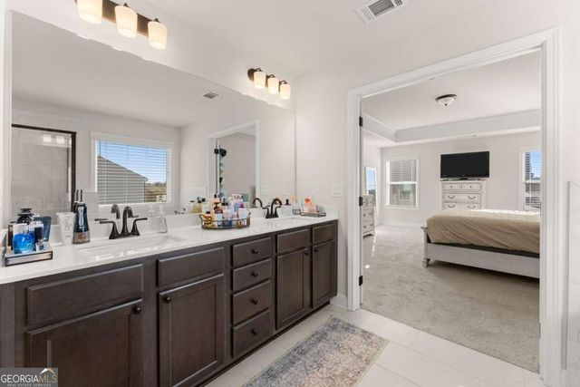 185 Auburn Crossing Drive, Auburn, GA 30011