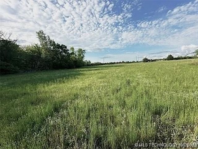 3 Coon Creek Road, Eufaula, OK 74432