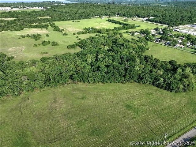 3 Coon Creek Road, Eufaula, OK 74432