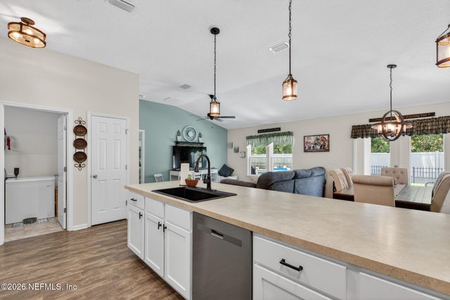 13436 AVERY PARK Lane, Jacksonville, FL 32218