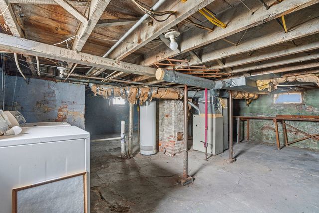 1306 17th Street, Moline, IL 61265