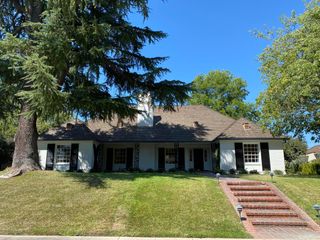 1489 Waverly Road, San Marino, CA 91108