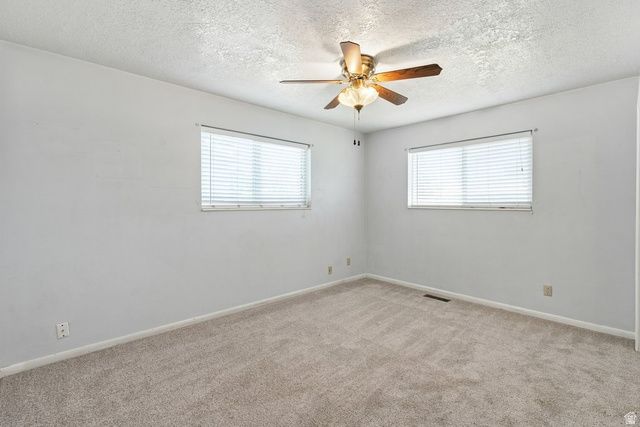 1079 E HILLCREST DR, Springville, UT 84663