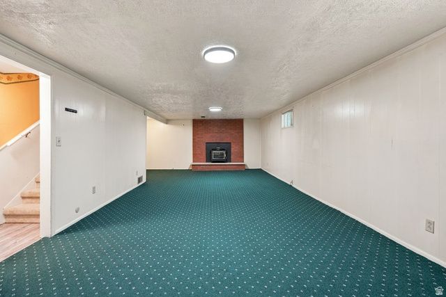 1079 E HILLCREST DR, Springville, UT 84663