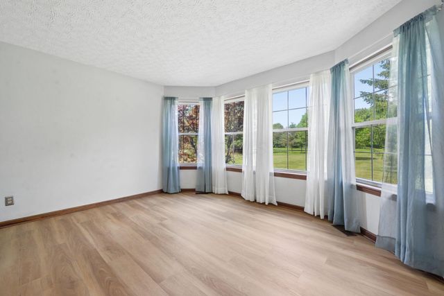 5846 Houchard Road, Dublin, OH 43016