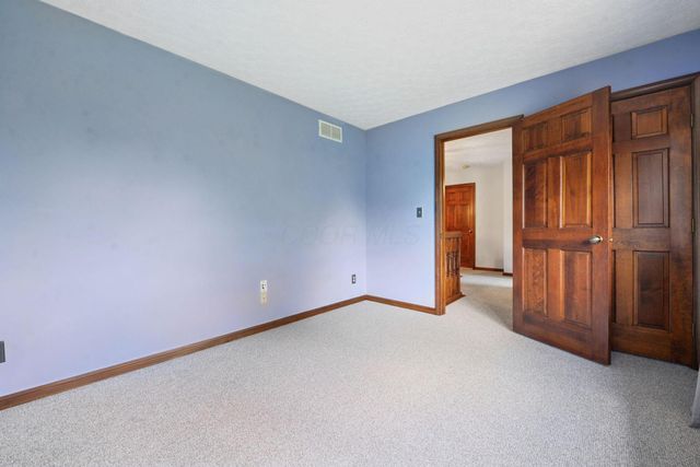 5846 Houchard Road, Dublin, OH 43016