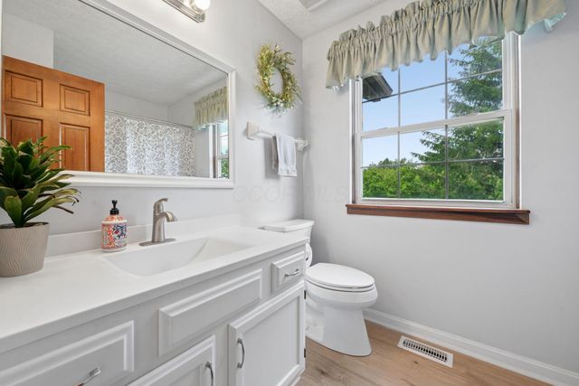 5846 Houchard Road, Dublin, OH 43016