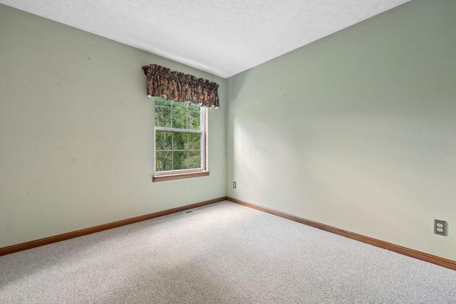 5846 Houchard Road, Dublin, OH 43016