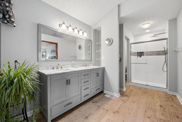 5846 Houchard Road, Dublin, OH 43016