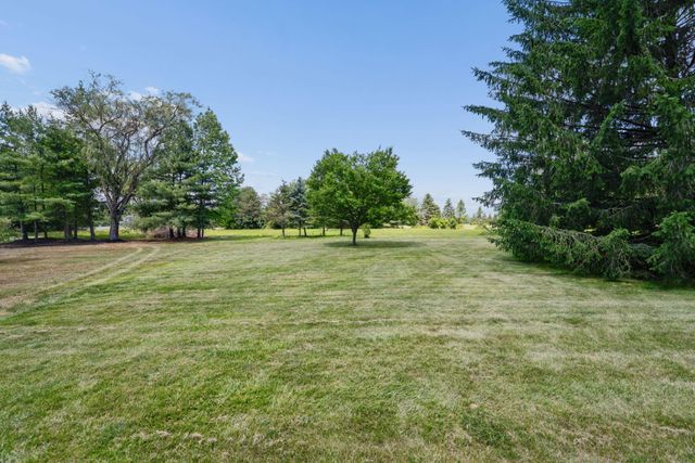 5846 Houchard Road, Dublin, OH 43016