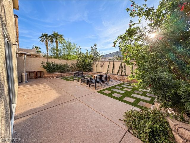 1141 Cathedral Ridge Street, Henderson, NV 89052