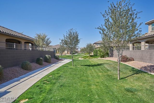 214 E Bluejay Drive, Chandler, AZ 85286