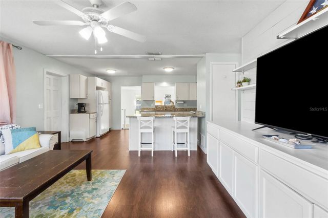 4404 55TH AVE DRIVE E, Bradenton, FL 34203